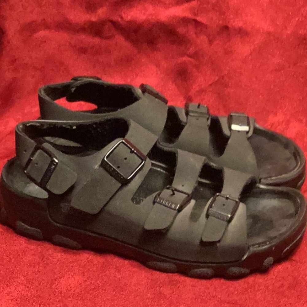Women’s 7 BIRKENSTOCK TATAMI Multi Strap SANDALS Men’s 5